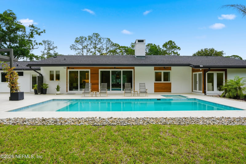 8228 Hollyridge Rd, Jacksonville, FL 32256