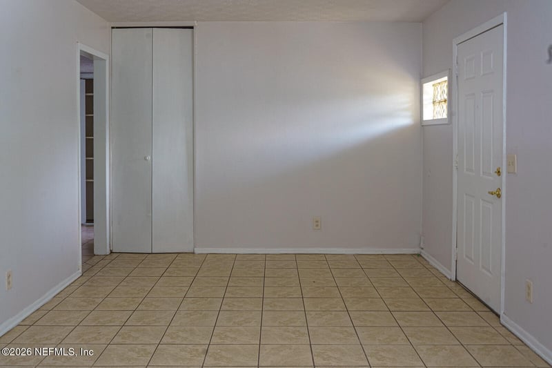 2521 Chris Ct, Jacksonville, FL 32210