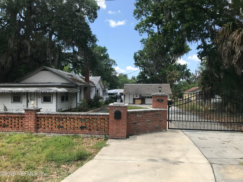 1860 Lake Shore Blvd, Jacksonville, FL 32210