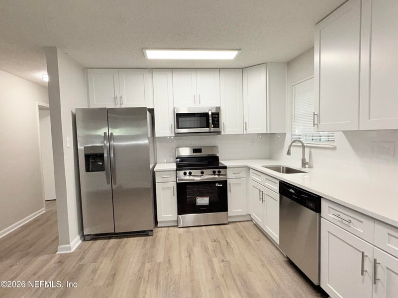 526 Pippin St, Jacksonville, FL 32206