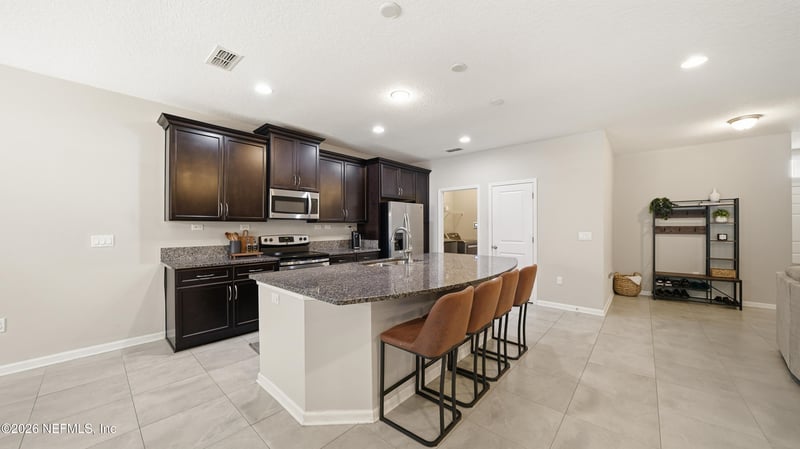 15475 Turkoman Cir, Jacksonville, FL 32218