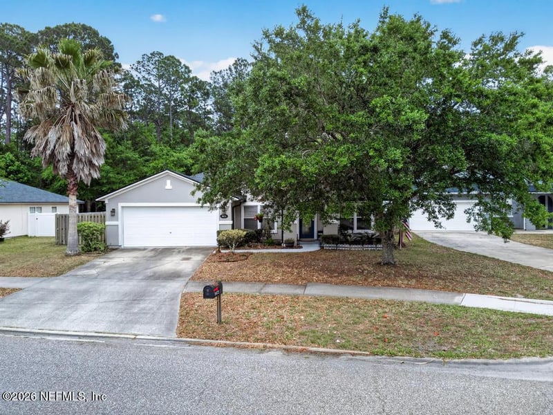 1472 Dunns Lake Dr, Jacksonville, FL 32218