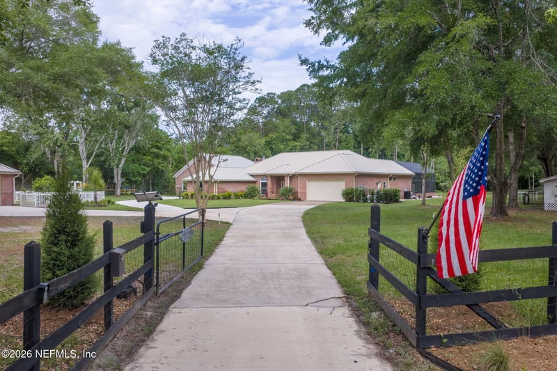 1570 Scottridge Ln, St Johns, FL 32259