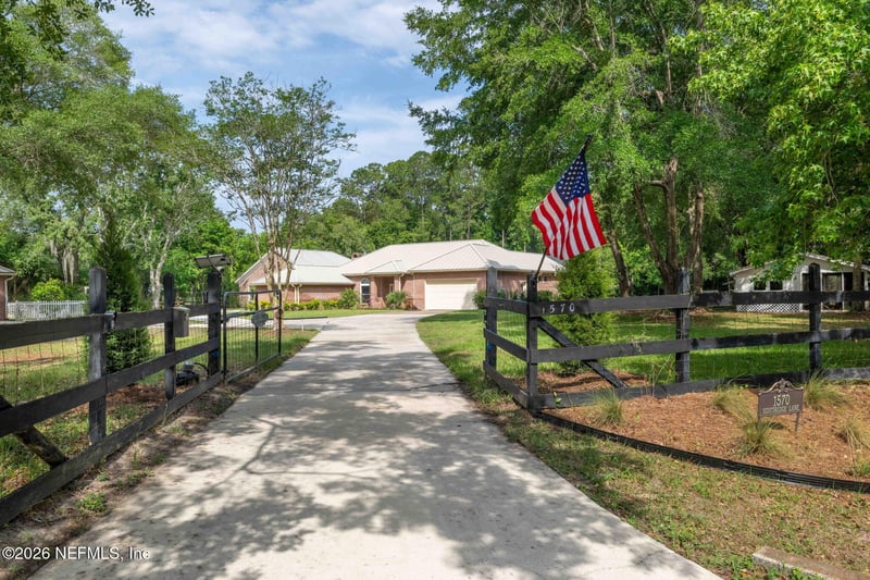 1570 Scottridge Ln, St Johns, FL 32259