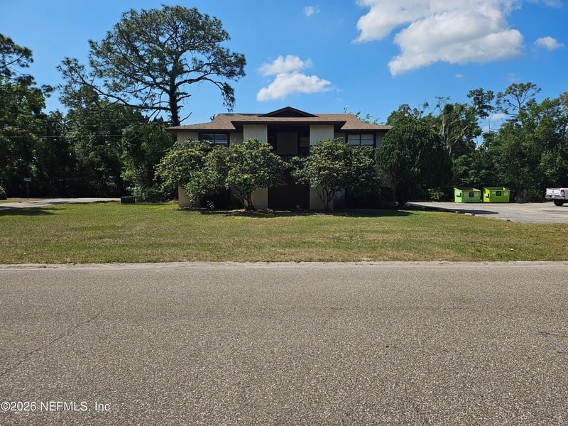 482 Bentwood Ln, Orange Park, FL 32073