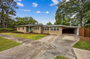 5448 Diaz Pl, Jacksonville, FL 32210