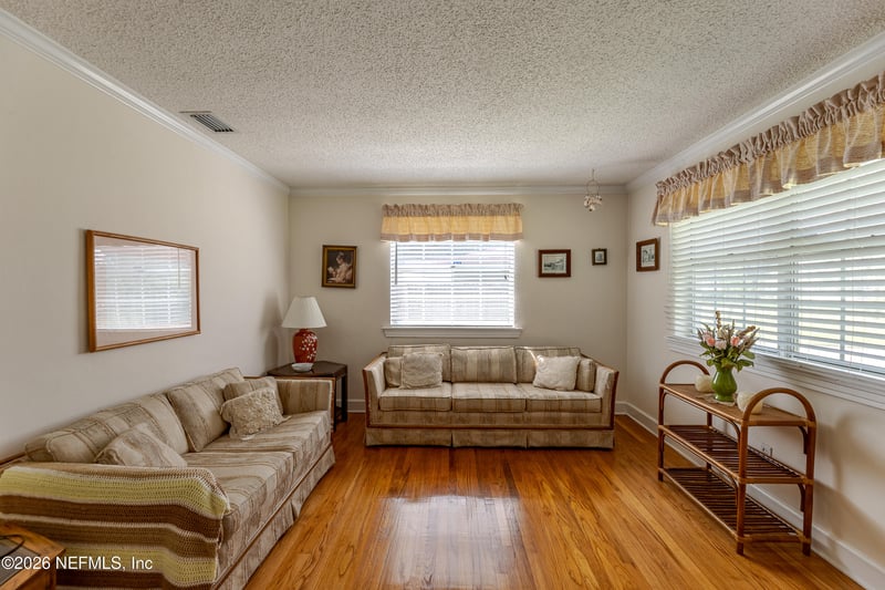 5289 Magnolia Cir, Jacksonville, FL 32211