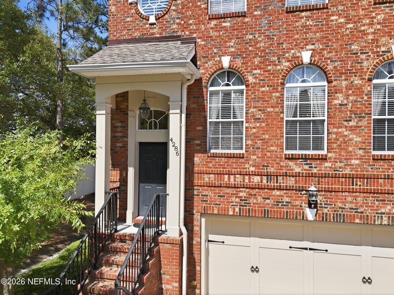 4286 Studio Park Ave, Jacksonville, FL 32216