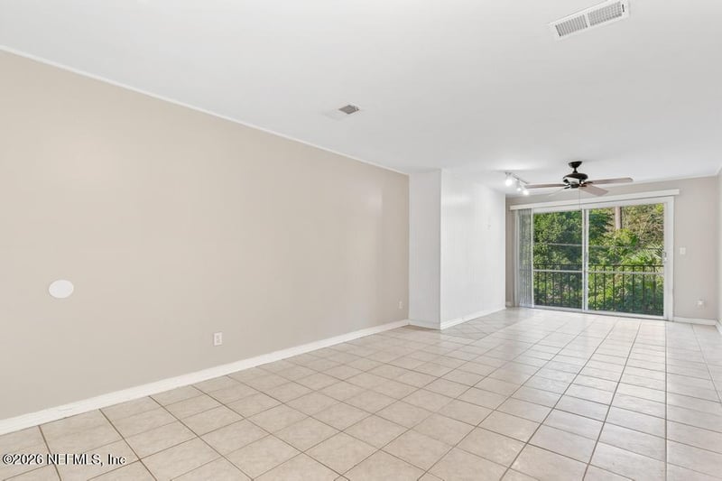 1618 El Camino Rd #6, Jacksonville, FL 32216