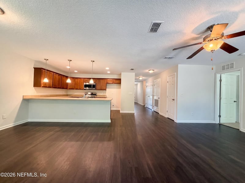 5925 Davon St, Jacksonville, FL 32244
