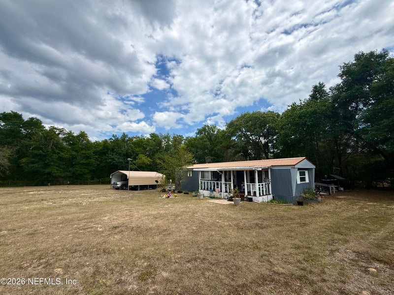 424 New Jersey Ave, Hawthorne, FL 32640