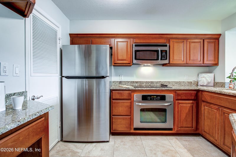 6000 San Jose Blvd #7-D, Jacksonville, FL 32217