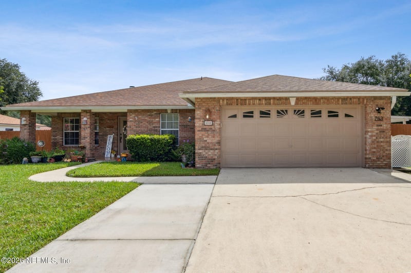 763 Roland Lakes Dr, Jacksonville, FL 32220
