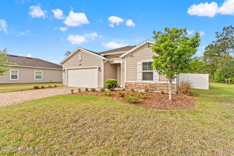 15692 Stedman Lake Dr, Jacksonville, FL 32218