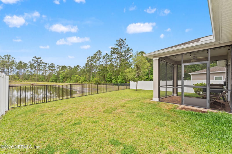 15692 Stedman Lake Dr, Jacksonville, FL 32218