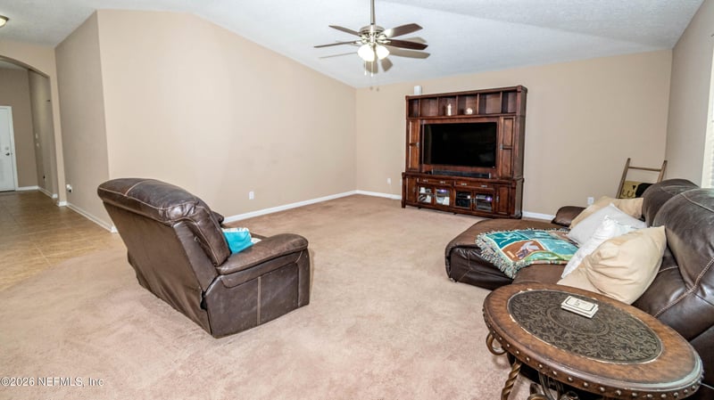 5520 Huckleberry Trl, Macclenny, FL 32063