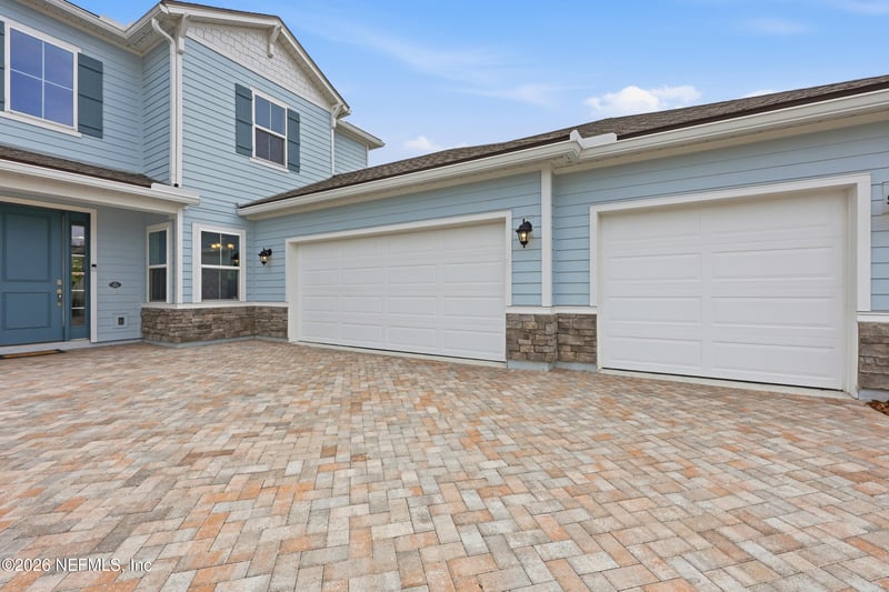 275 Ranch Land Cir, St Johns, FL 32259
