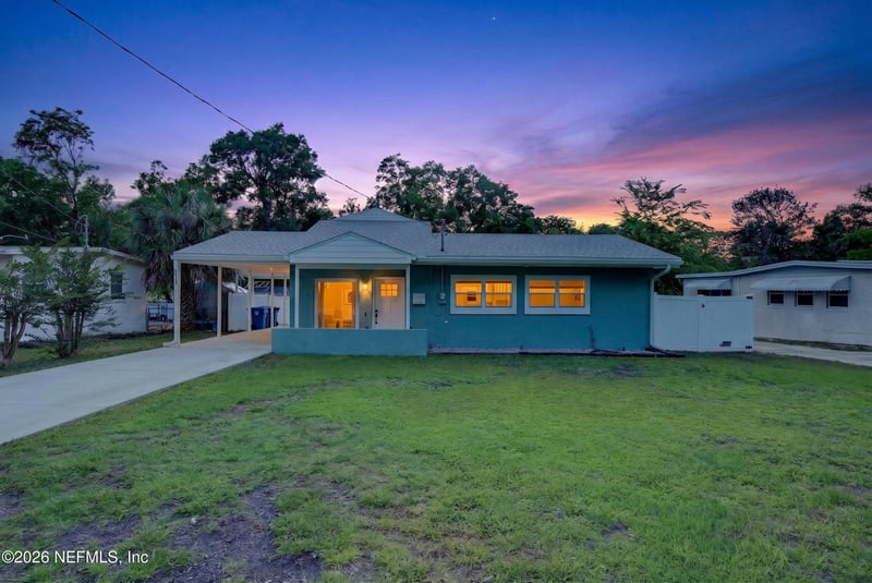 1364 Domas Dr, Jacksonville, FL 32211