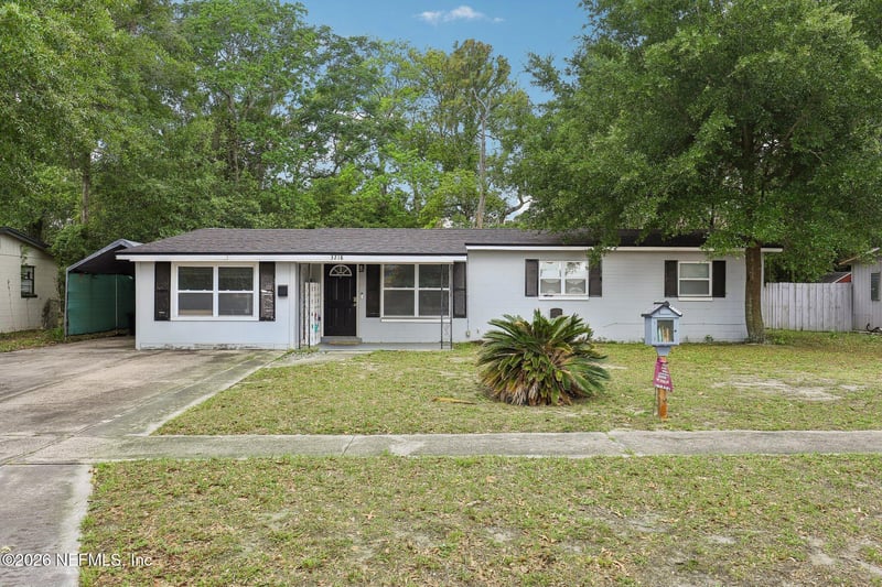 3218 Dalehurst Dr, Jacksonville, FL 32277