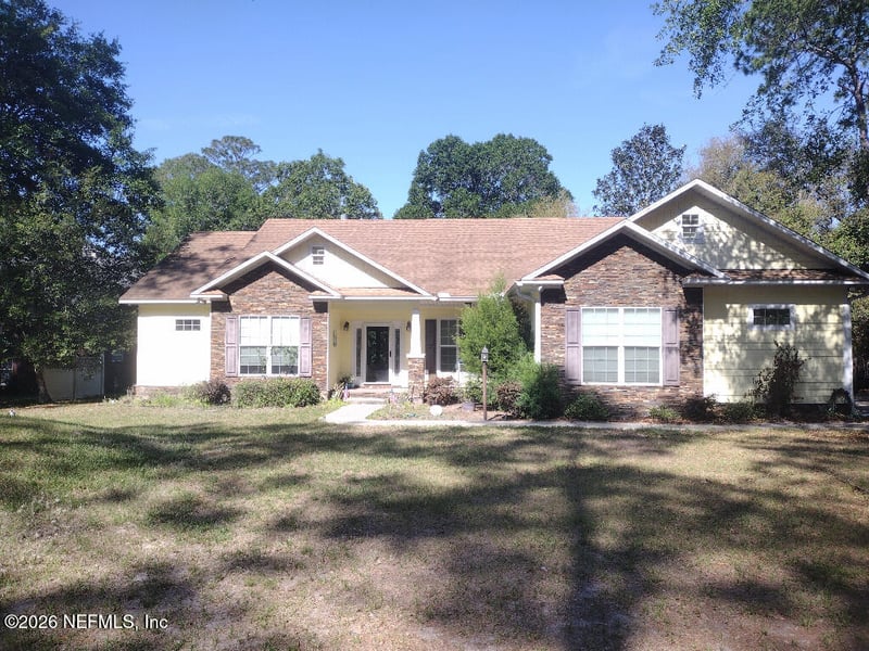 486 Lakeshore Dr, Starke, FL 32091