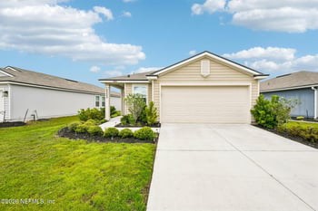 2225 Willow Gln Ln, Green Cove Springs, FL 32043