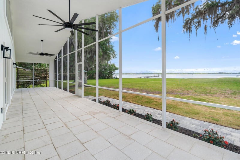 111 Groveland Ln, East Palatka, FL 32131