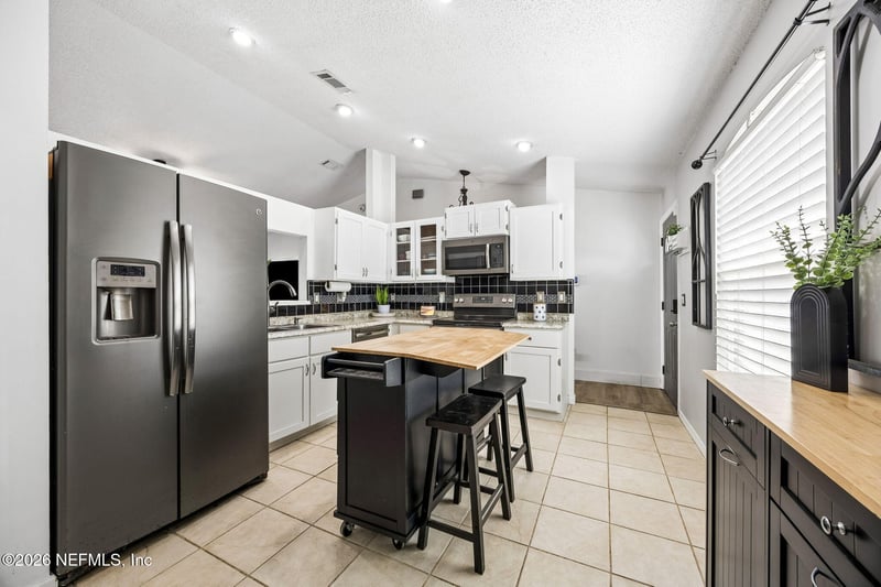 1607 Castle Rock Ct, Jacksonville, FL 32221