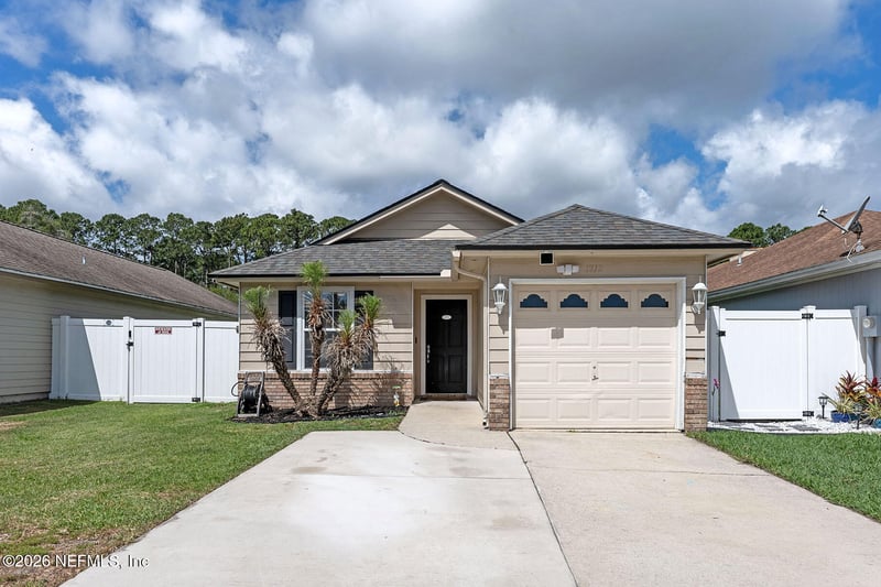 1712 Wildwood Creek Ln, Jacksonville, FL 32246