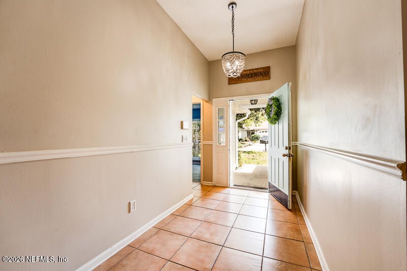 8005 Macinnes Dr, Jacksonville, FL 32244