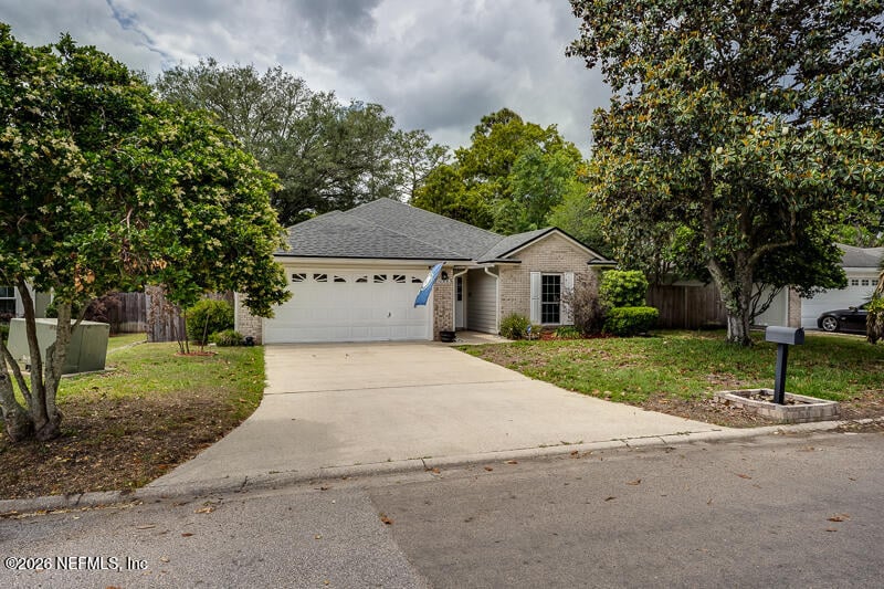8005 Macinnes Dr, Jacksonville, FL 32244