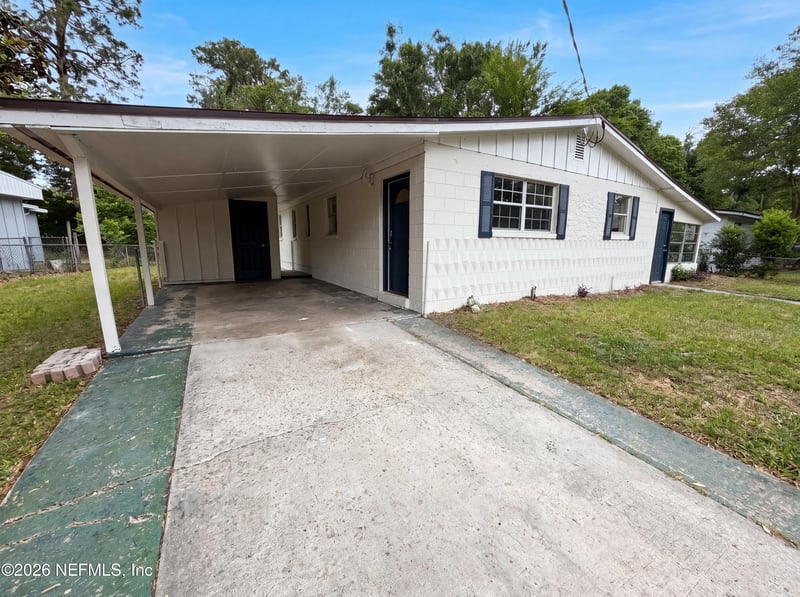7361 Proxima Rd, Jacksonville, FL 32210