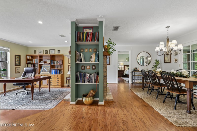 9084 Arundel Way, Jacksonville, FL 32257