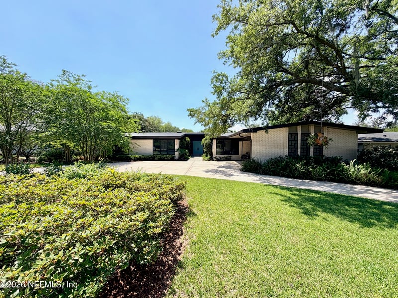 948 Old Grove Manor, Jacksonville, FL 32207