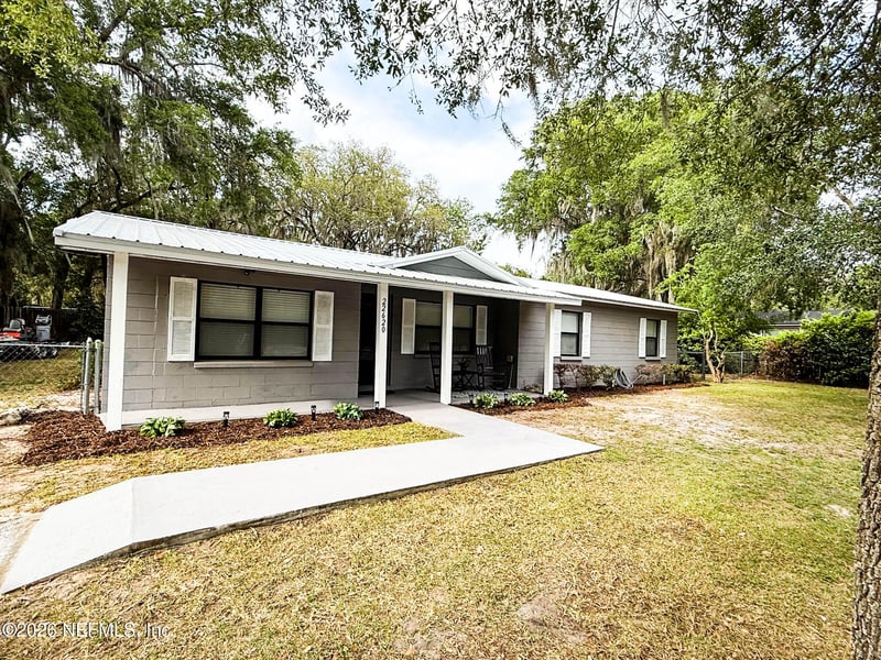 22620 Hawthorne` Rd, Hawthorne, FL 32640