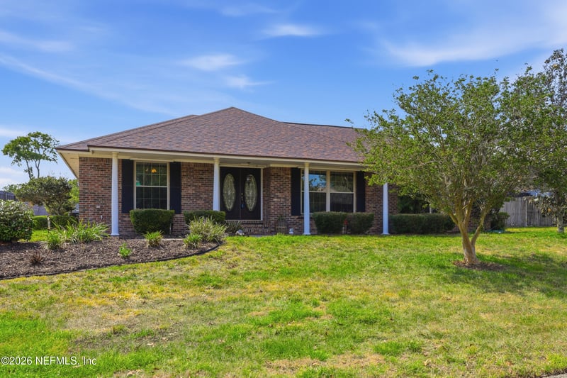 923 Ridgeway Ct, Orange Park, FL 32065