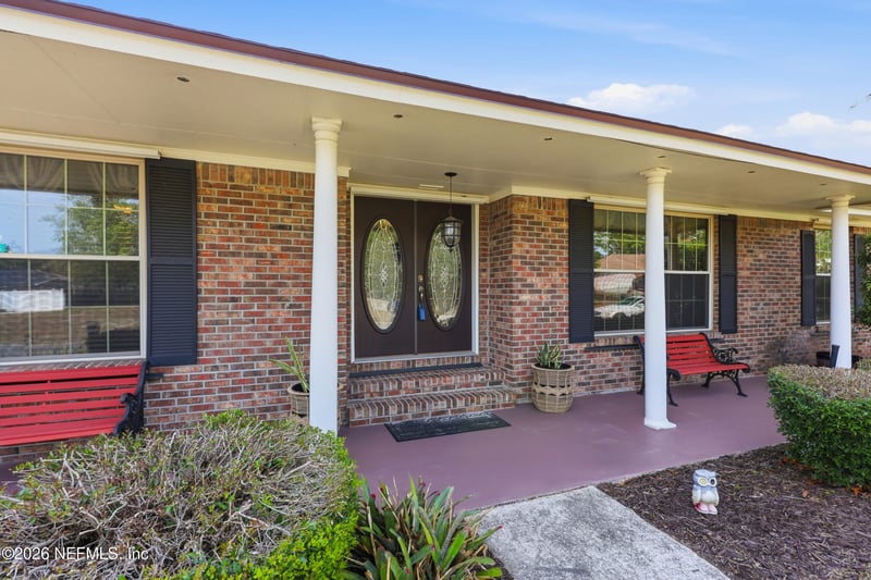 923 Ridgeway Ct, Orange Park, FL 32065