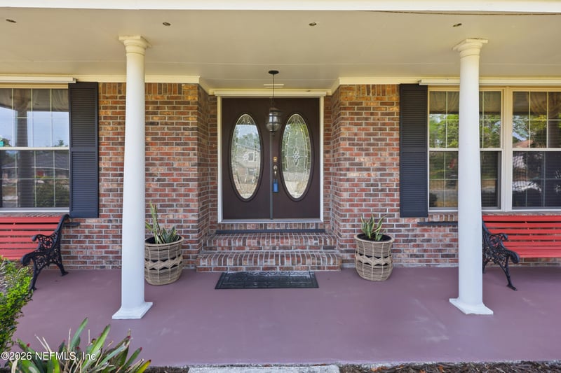 923 Ridgeway Ct, Orange Park, FL 32065