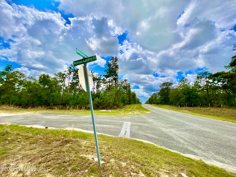 000 Melrose Landing Blvd, Hawthorne, FL 32640