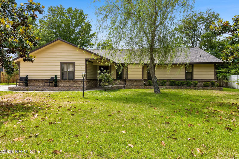 794 Cameron Dr, Orange Park, FL 32073