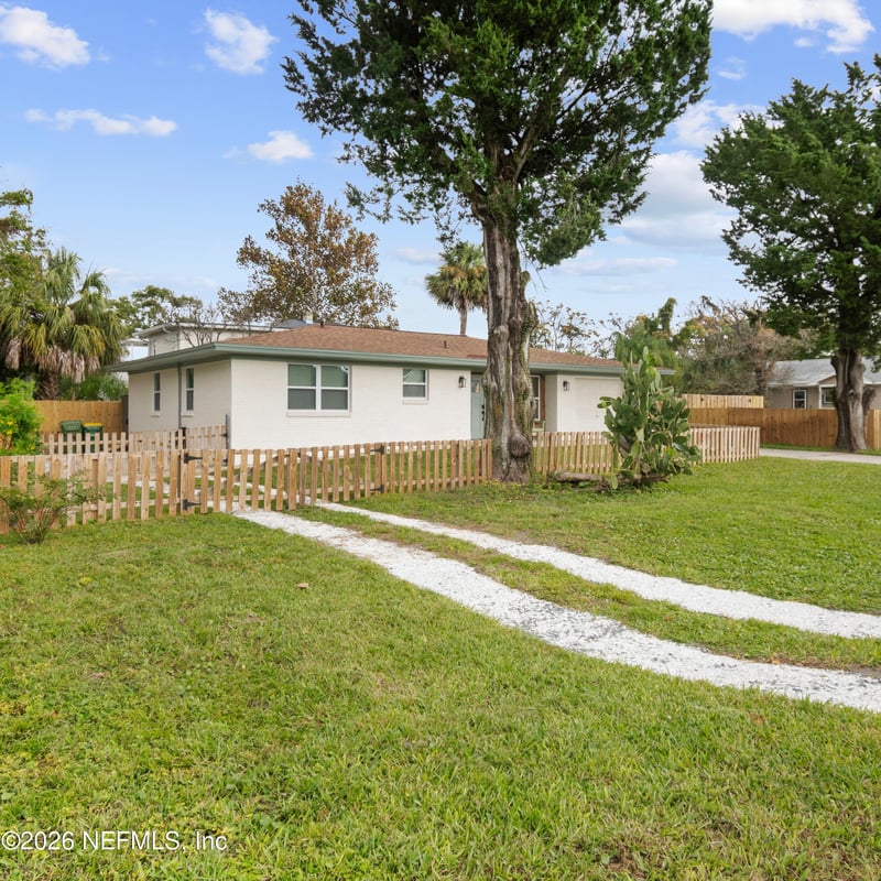 703 3rd Ave, Jacksonville Beach, FL 32250