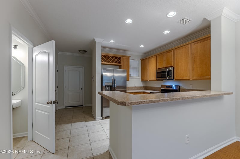 2292 Sunset Bluff Dr, Jacksonville, FL 32216
