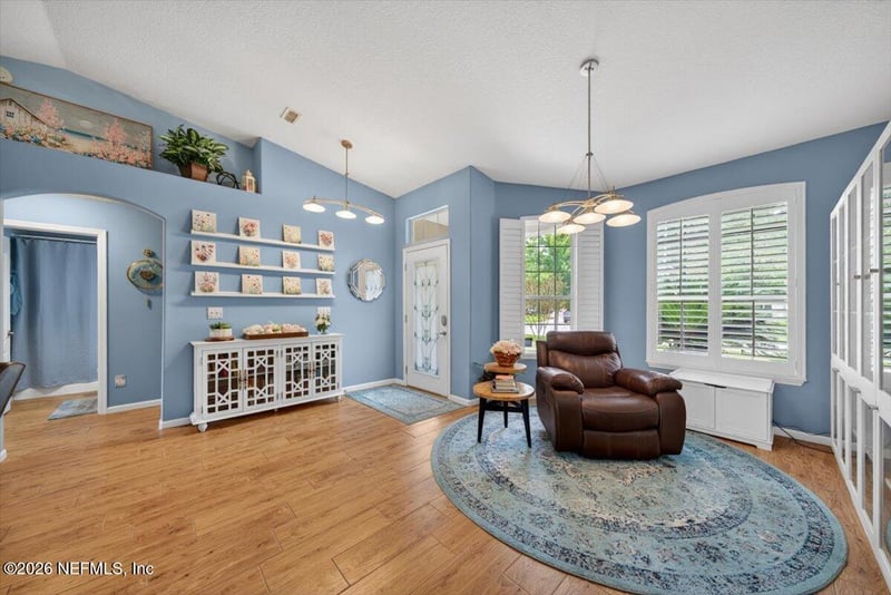 8686 Canopy Oaks Dr, Jacksonville, FL 32256