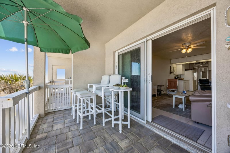 811 1st St #10, Jacksonville Beach, FL 32250