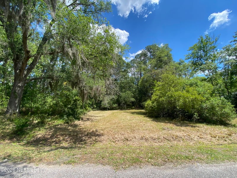 Waxwing Ave, Jacksonville, FL 32219