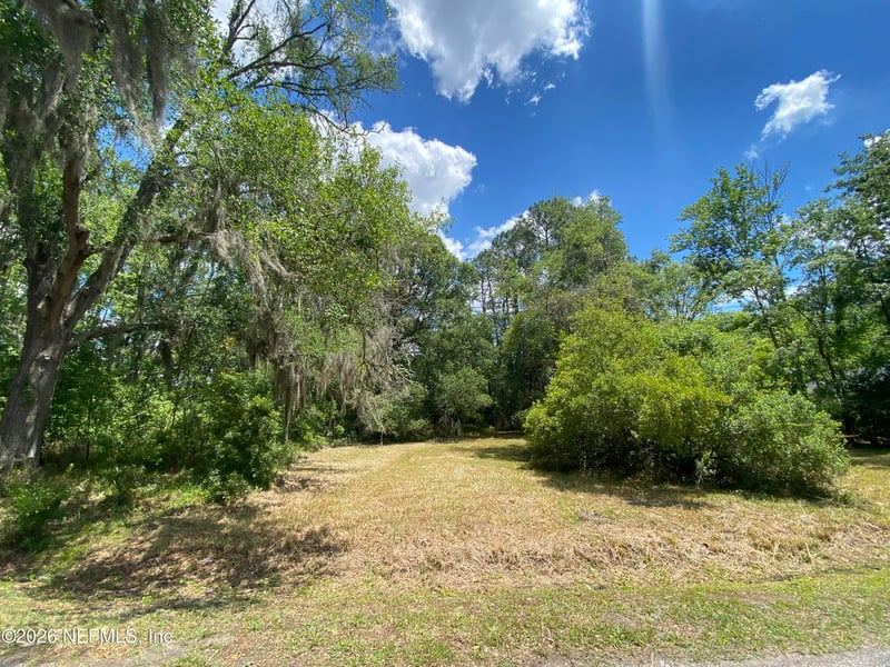 Waxwing Ave, Jacksonville, FL 32219