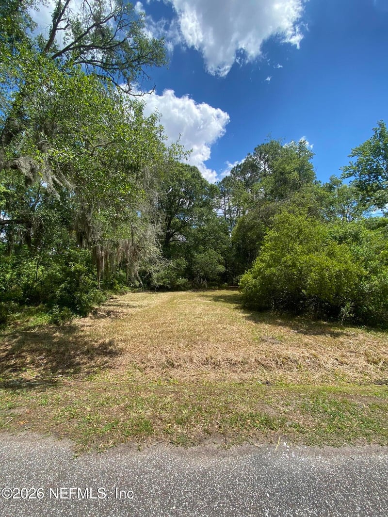 Waxwing Ave, Jacksonville, FL 32219