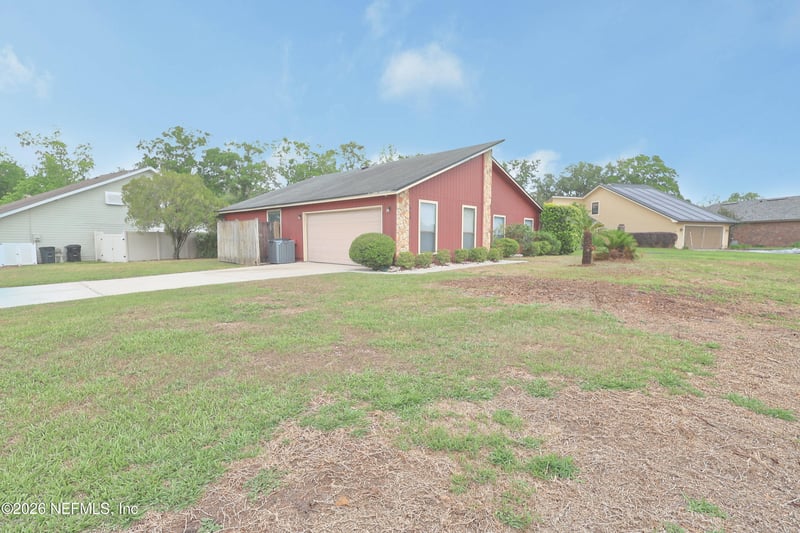 553 Thomas Stone Ct, Orange Park, FL 32073