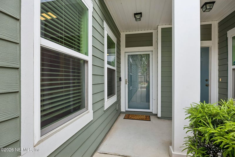 470 Servia Dr, St Johns, FL 32259