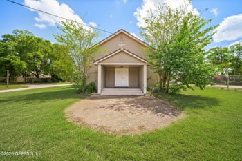 49 Bowlan St, Jacksonville, FL 32211