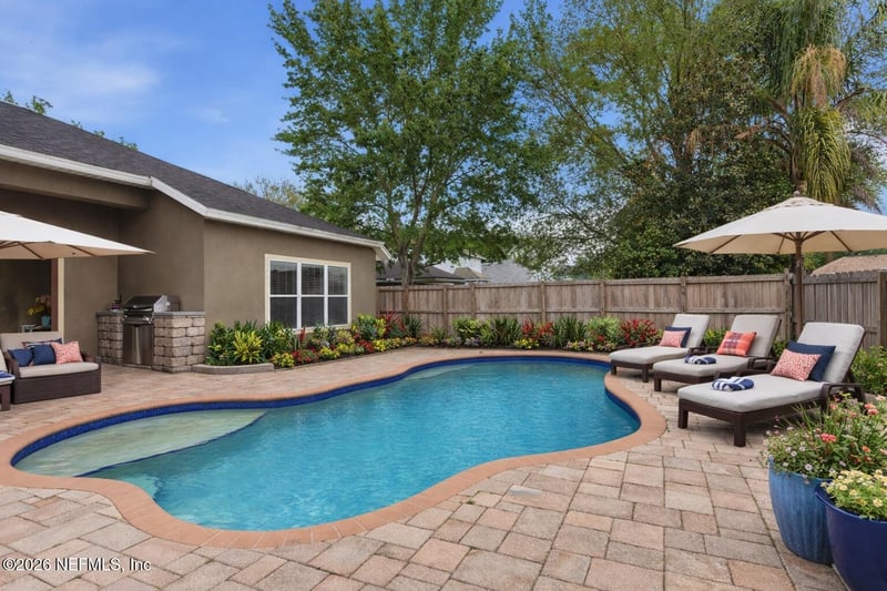 2913 Thorncrest Dr, Orange Park, FL 32065